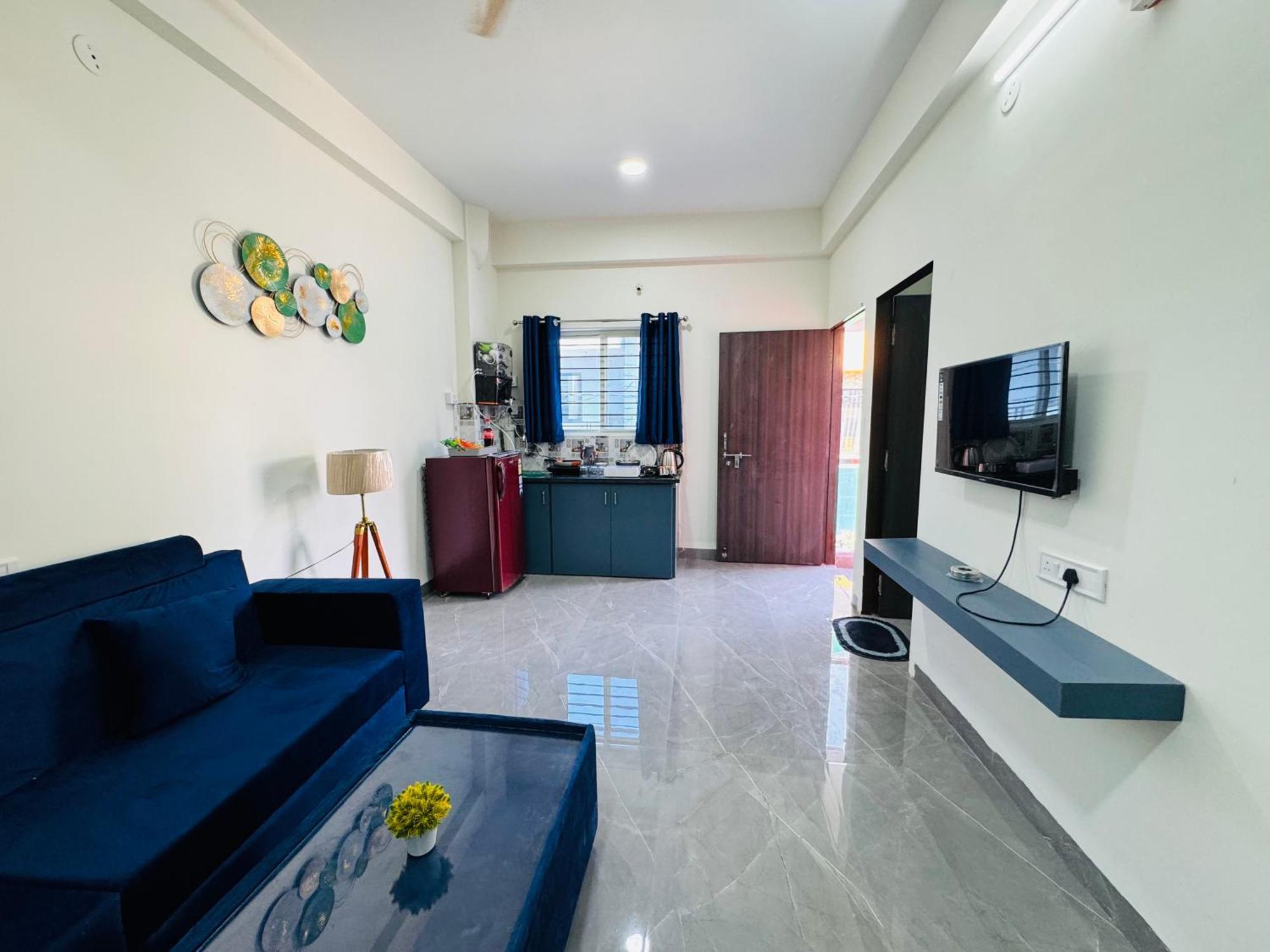Escape 2bhk Near Bombay Hospital Apartment Indore